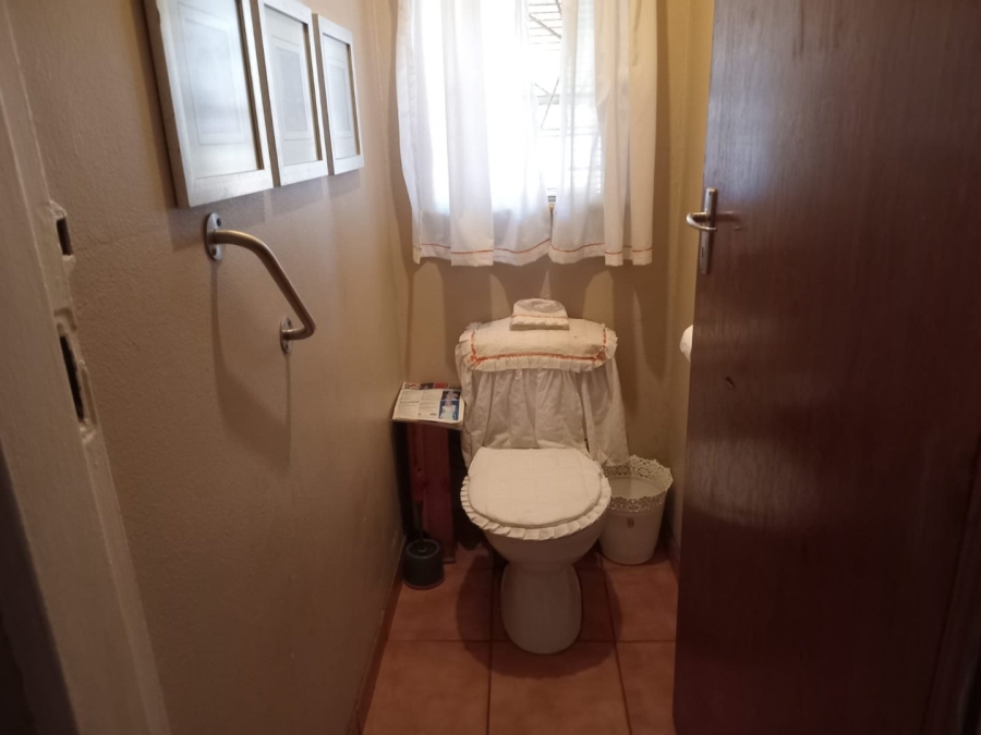 4 Bedroom Property for Sale in Christiana North West